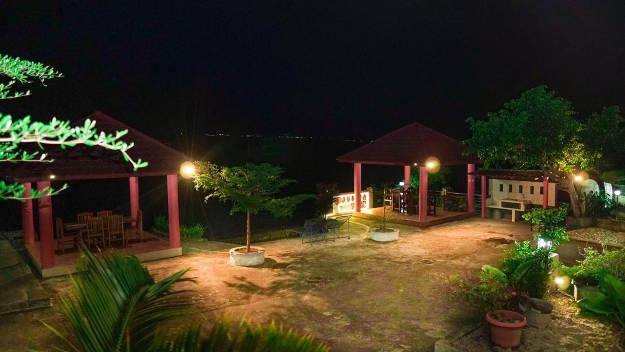 Judita Cottages Tuk Tuk Exterior foto