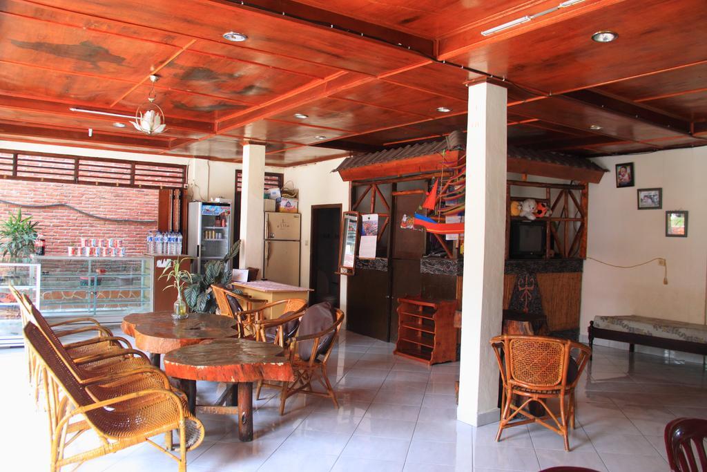 Judita Cottages Tuk Tuk Exterior foto